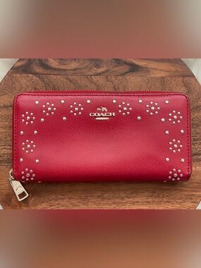 COACH Red Leather Silver Tone Rivet Zip Around Wallet